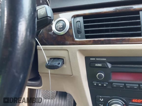 ✅ 2008 BMW 3 Series 328i • VIN: WBAVA37518NL50206 • Lot: 42399186. Listed on IAAI with 149,074 mi. Free auction sales archive from the USA and detailed vehicle history report at DreamBid. Image 11.