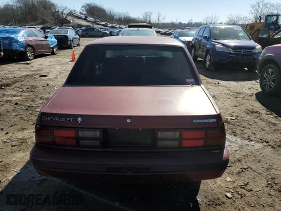 ✅ 1989 Chevrolet Cavalier • VIN: 1G1JC5116K7235330 • Lot: 46495925. Listed on Copart with 603,911 mi. Free auction sales archive from the USA and detailed vehicle history report at DreamBid. Image 6.