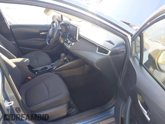 ✅ 2021 Toyota Corolla LE • VIN: JTDEPMAE8MJ151509 • Lot: 43643046. Listed on IAAI with 95,311 mi. Free auction sales archive from the USA and detailed vehicle history report at DreamBid. Image 5.