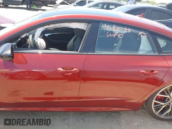 ✅ 2025 Audi S7 Prestige • VIN: WAUSFBF25SN018444 • Лот: 42190779. Опубликован ранее на IAAI с пробегом 6 402 миль. Бесплатный доступ к архиву аукционных продаж из США и подробный отчёт об истории автомобиля на DreamBid. Изображение 14.