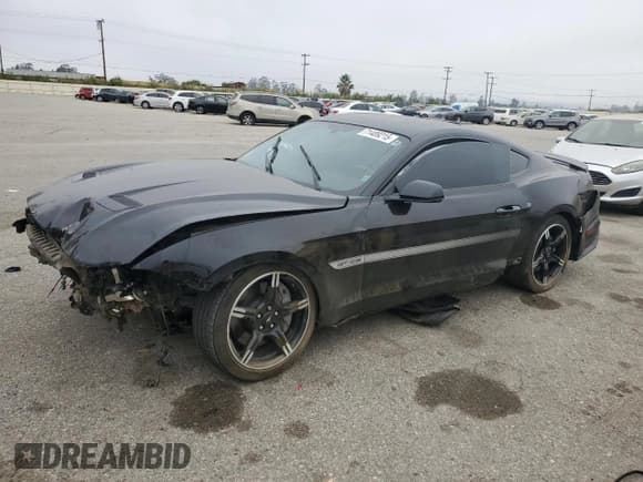 ✅ 2020 Ford Mustang GT • VIN: 1FA6P8CF9L5185909 • Lot: 71489215. Wystawiony na Copart z przebiegiem 54 931 mil. Bezpłatny archiwum sprzedaży aukcyjnych z USA i szczegółowy raport historii pojazdu na DreamBid. Zdjęcie 1.