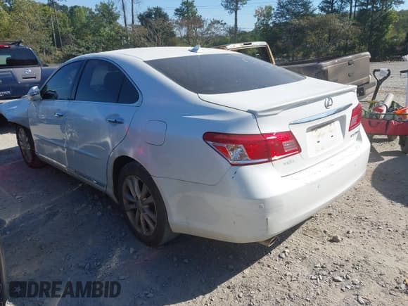 ✅ 2012 Lexus ES 330 • VIN: JTHBK1EG2C2506029 • Лот: 43339314. Опубликован ранее на IAAI с пробегом 250 000 миль. Бесплатный доступ к архиву аукционных продаж из США и подробный отчёт об истории автомобиля на DreamBid. Изображение 3.