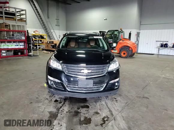✅ 2016 Chevrolet Traverse LTZ • VIN: 1GNKVJKD8GJ142463 • Lot: 69590905. Wystawiony na Copart z przebiegiem 127 007 mil. Bezpłatny archiwum sprzedaży aukcyjnych z USA i szczegółowy raport historii pojazdu na DreamBid. Zdjęcie 14.