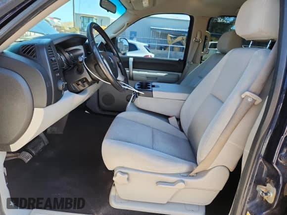 2009 Chevrolet Silverado 1500 LT z VIN 3GCEK233X9G183787, wystawiony jako Copart lot #80458975 z przebiegiem 171 577 mil mil oraz Szkoda całkowita • Salvage title. Historia ofert i sprzedaży dostępna na DreamBid. Obrazek 7.