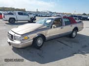 ✅ 1997 Lincoln Town Car Signature • VIN: 1LNLM82W0VY743540 • Lot: 43651698. Listed on IAAI with Not provided. Free auction sales archive from the USA and detailed vehicle history report at DreamBid. Image 17.