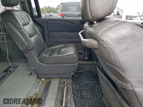 ✅ 2005 Honda Odyssey EX-L • VIN: 5FNRL38795B069506 • Lot: 95413305. Listed on Copart with 258,326 mi. Free auction sales archive from the USA and detailed vehicle history report at DreamBid. Image 10.