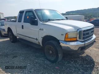 ✅ 1999 Ford F-250 XL • VIN: 1FTNX21L9XEE19225 • Lot: 43224526. Listed on IAAI with 181,515 mi. Free auction sales archive from the USA and detailed vehicle history report at DreamBid. Image 1.