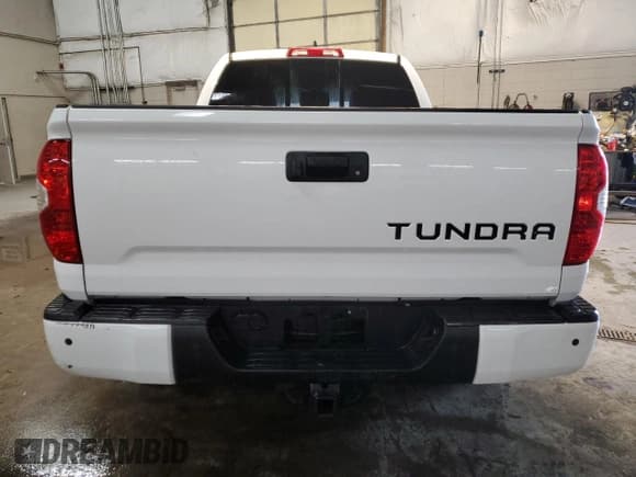 ✅ 2021 Toyota Tundra Limited • VIN: 5TFBY5F14MX043400 • Lot: 82011634. Listed on Copart with 39,371 mi. Free auction sales archive from the USA and detailed vehicle history report at DreamBid. Image 6.
