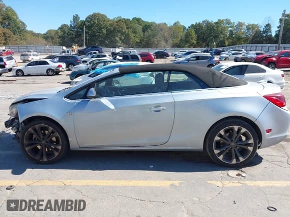 ✅ 2016 Buick Cascada Premium • VIN: W04WT3N55GG117334 • Lot: 43453849. Wystawiony na IAAI z przebiegiem 194 673 mil. Bezpłatny archiwum sprzedaży aukcyjnych z USA i szczegółowy raport historii pojazdu na DreamBid. Zdjęcie 14.