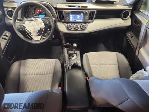 ✅ 2015 Toyota RAV4 LE • VIN: 2T3ZFREV8FW161585 • Lot: 86108485. Listed on Copart with 82,731 mi. Free auction sales archive from the USA and detailed vehicle history report at DreamBid. Image 8.