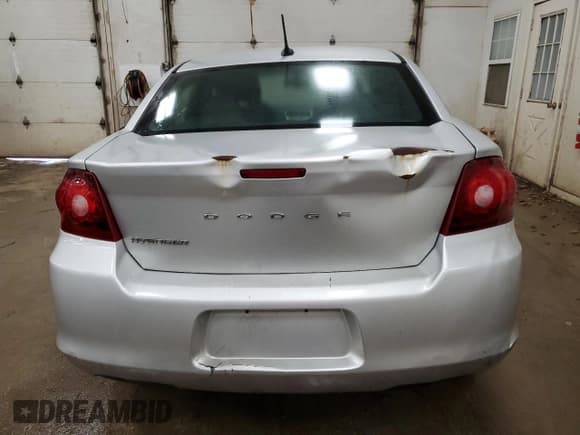 ✅ 2012 Dodge Avenger SE • VIN: 1C3CDZAB3CN174775 • Лот: 73113724. Опубликован ранее на Copart с пробегом 180 301 миль. Бесплатный доступ к архиву аукционных продаж из США и подробный отчёт об истории автомобиля на DreamBid. Изображение 6.