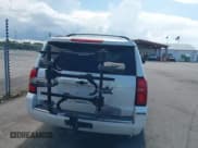 ✅ 2016 Chevrolet Suburban LTZ • VIN: 1GNSCJKC7GR258686 • Lot: 42787175. Wystawiony na IAAI z przebiegiem Nie podano. Bezpłatny archiwum sprzedaży aukcyjnych z USA i szczegółowy raport historii pojazdu na DreamBid. Zdjęcie 16.