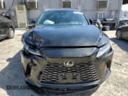 ✅ 2024 Lexus RX 450h+ Luxury • VIN: JTJCJMGA2R2021916 • Lot: 57710955. Wystawiony na Copart z przebiegiem 10 959 mil. Bezpłatny archiwum sprzedaży aukcyjnych z USA i szczegółowy raport historii pojazdu na DreamBid. Zdjęcie 5.