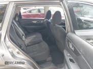 ✅ 2016 Nissan Rogue S • VIN: JN8AT2MV2GW152564 • Lot: 43299764. Wystawiony na IAAI z przebiegiem 147 386 mil. Bezpłatny archiwum sprzedaży aukcyjnych z USA i szczegółowy raport historii pojazdu na DreamBid. Zdjęcie 8.