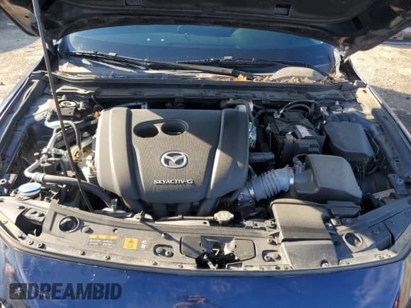 ✅ 2020 Mazda 3 Select • VIN: 3MZBPBCM0LM122693 • Lot: 80839624. Listed on Copart with 40,801 mi. Free auction sales archive from the USA and detailed vehicle history report at DreamBid. Image 12.