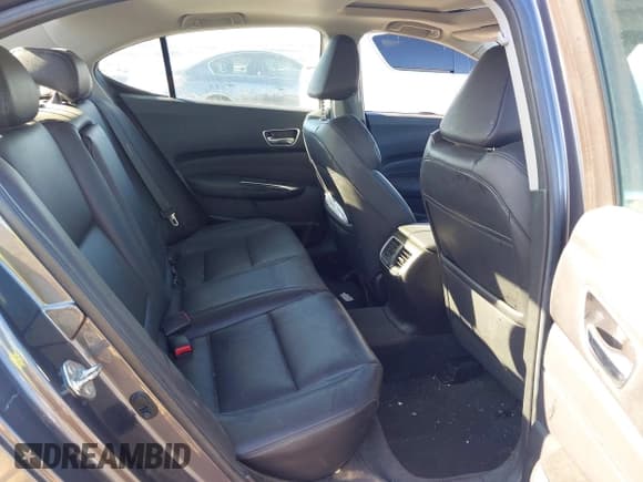 ✅ 2018 Acura TLX • VIN: 19UUB1F31JA011086 • Lot: 42125299. Listed on IAAI with 115,171 mi. Free auction sales archive from the USA and detailed vehicle history report at DreamBid. Image 8.