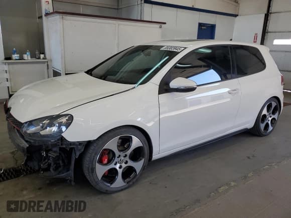 ✅ 2012 Volkswagen Golf GTI PZEV • VIN: WVWED7AJ2CW185891 • Lot: 85303945. Wystawiony na Copart z przebiegiem 81 857 mil. Bezpłatny archiwum sprzedaży aukcyjnych z USA i szczegółowy raport historii pojazdu na DreamBid. Zdjęcie 1.
