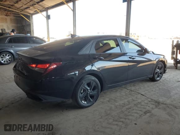 ✅ 2022 Hyundai Elantra SEL • VIN: KMHLS4AG0NU347494 • Lot: 82171505. Listed on Copart with 40,161 mi. Free auction sales archive from the USA and detailed vehicle history report at DreamBid. Image 3.