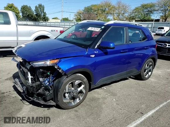 ✅ 2024 Hyundai Venue Limited • VIN: KMHRC8A30RU300192 • Lot: 75676234. Listed on Copart with 8,951 mi. Free auction sales archive from the USA and detailed vehicle history report at DreamBid. Image 11.