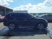 ✅ 2019 Nissan Rogue SL • VIN: 5N1AT2MTXKC741135 • Lot: 42774261. Listed on IAAI with 201,893 mi. Free auction sales archive from the USA and detailed vehicle history report at DreamBid. Image 13.