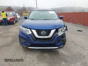 ✅ 2018 Nissan Rogue SV • VIN: JN8AT2MV4JW353227 • Lot: 43662115. Wystawiony na IAAI z przebiegiem 162 227 mil. Bezpłatny archiwum sprzedaży aukcyjnych z USA i szczegółowy raport historii pojazdu na DreamBid. Zdjęcie 12.