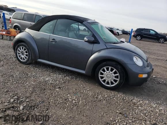 ✅ 2004 Volkswagen Beetle GLS • VIN: 3VWCM31YX4M338979 • Lot: 84930684. Wystawiony na Copart z przebiegiem 140 450 mil. Bezpłatny archiwum sprzedaży aukcyjnych z USA i szczegółowy raport historii pojazdu na DreamBid. Zdjęcie 4.