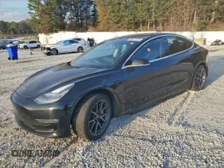 ✅ 2018 Tesla Model 3 Long Range Battery • VIN: 5YJ3E1EA2JF109021 • Лот: 93517075. Опубликован ранее на Copart с пробегом 131 156 миль. Бесплатный доступ к архиву аукционных продаж из США и подробный отчёт об истории автомобиля на DreamBid. Изображение 1.