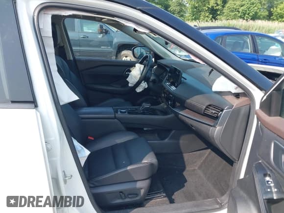 ✅ 2021 Nissan Rogue SL • VIN: JN8AT3CB6MW235746 • Лот: 42470753. Опубликован ранее на IAAI с пробегом 74 813 миль. Бесплатный доступ к архиву аукционных продаж из США и подробный отчёт об истории автомобиля на DreamBid. Изображение 5.