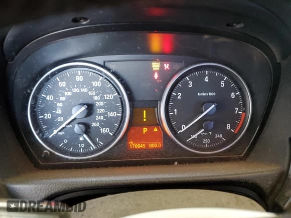 ✅ 2011 BMW 3 Series 328i • VIN: WBAKE5C58BE573214 • Lot: 67481625. Listed on Copart with 170,045 mi. Free auction sales archive from the USA and detailed vehicle history report at DreamBid. Image 9.