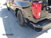 ✅ 2023 GMC Sierra 1500 Denali Ultimate • VIN: 1GTUUHEL4PZ257594 • Лот: 42408388. Опубликован ранее на IAAI с пробегом 37 249 миль. Бесплатный доступ к архиву аукционных продаж из США и подробный отчёт об истории автомобиля на DreamBid. Изображение 18.