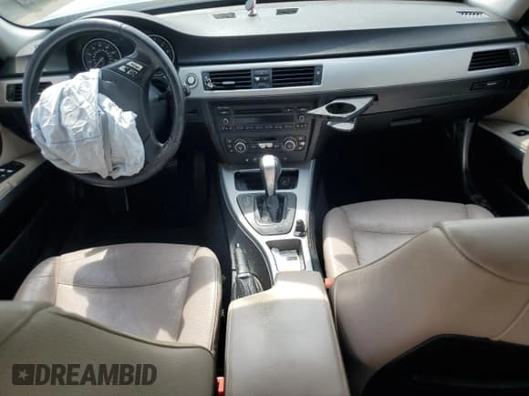 ✅ 2009 BMW 3 Series 328i • VIN: WBAPH73519E127988 • Lot: 55259935. Listed on Copart with Not provided. Free auction sales archive from the USA and detailed vehicle history report at DreamBid. Image 8.