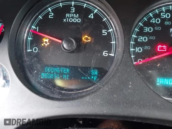 ✅ 2012 Chevrolet Suburban LT • VIN: 1GNSKJE70CR135971 • Lot: 43662992. Wystawiony na IAAI z przebiegiem 550 591 mil. Bezpłatny archiwum sprzedaży aukcyjnych z USA i szczegółowy raport historii pojazdu na DreamBid. Zdjęcie 15.