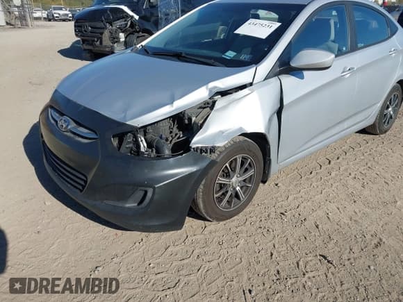 ✅ 2016 Hyundai Accent SE • VIN: KMHCT4AE1GU077948 • Лот: 43475231. Опубликован ранее на IAAI с пробегом 143 948 миль. Бесплатный доступ к архиву аукционных продаж из США и подробный отчёт об истории автомобиля на DreamBid. Изображение 6.
