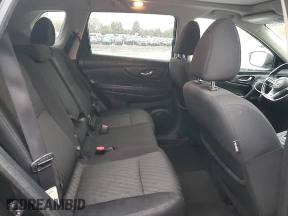 ✅ 2018 Nissan Rogue S • VIN: 5N1AT2MV0JC795012 • Лот: 86878985. Опубликован ранее на Copart с пробегом 123 190 миль. Бесплатный доступ к архиву аукционных продаж из США и подробный отчёт об истории автомобиля на DreamBid. Изображение 11.