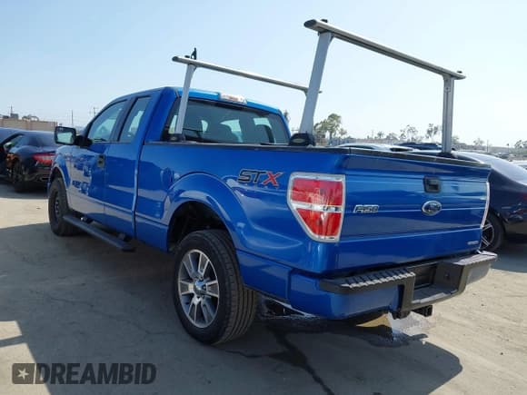✅ 2014 Ford F-150 XL • VIN: 1FTEX1CMXEKF54972 • Лот: 42438441. Опубликован ранее на IAAI с пробегом 114 676 миль. Бесплатный доступ к архиву аукционных продаж из США и подробный отчёт об истории автомобиля на DreamBid. Изображение 3.
