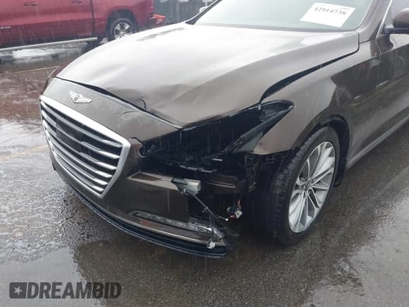 ✅ 2017 Genesis G80 3.8L • VIN: KMHGN4JE4HU168032 • Lot: 42914738. Wystawiony na IAAI z przebiegiem 117 509 mil. Bezpłatny archiwum sprzedaży aukcyjnych z USA i szczegółowy raport historii pojazdu na DreamBid. Zdjęcie 6.