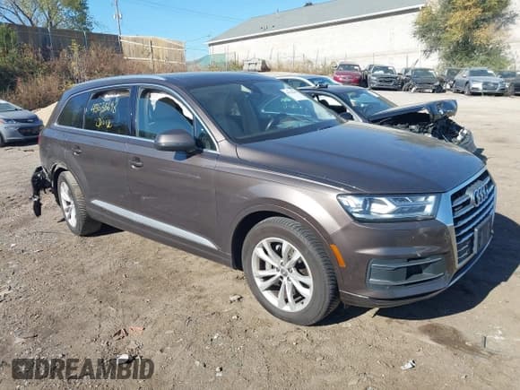 ✅ 2018 Audi Q7 Premium Plus • VIN: WA1LAAF74JD037321 • Lot: 43535698. Listed on IAAI with 164,444 mi. Free auction sales archive from the USA and detailed vehicle history report at DreamBid. Image 1.