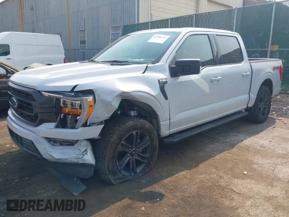 ✅ 2022 Ford F-150 XL • VIN: 1FTEW1EP5NKD49411 • Lot: 42386111. Listed on IAAI with 82,708 mi. Free auction sales archive from the USA and detailed vehicle history report at DreamBid. Image 2.