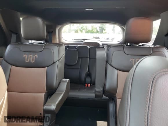 ✅ 2023 Ford Explorer King Ranch • VIN: 1FM5K8LC4PGA48148 • Lot: 59785725. Wystawiony na Copart z przebiegiem 55 635 mil. Bezpłatny archiwum sprzedaży aukcyjnych z USA i szczegółowy raport historii pojazdu na DreamBid. Zdjęcie 10.