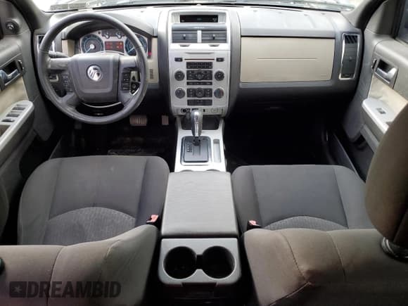 ✅ 2010 Mercury Mariner • VIN: 4M2CN9BG5AKJ12094 • Lot: 91875555. Listed on Copart with 223,632 mi. Free auction sales archive from the USA and detailed vehicle history report at DreamBid. Image 8.