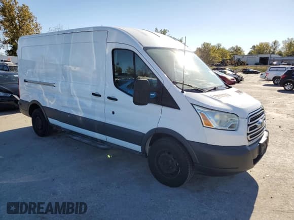 ✅ 2015 Ford Transit Cargo • VIN: 1FTSW2CM9FKB32091 • Lot: 87302365. Wystawiony na Copart z przebiegiem 204 837 mil. Bezpłatny archiwum sprzedaży aukcyjnych z USA i szczegółowy raport historii pojazdu na DreamBid. Zdjęcie 4.