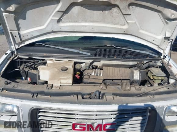 ✅ 2001 GMC Savana • VIN: 1GTHG35R111190894 • Lot: 43463473. Wystawiony na IAAI z przebiegiem 27 508 mil. Bezpłatny archiwum sprzedaży aukcyjnych z USA i szczegółowy raport historii pojazdu na DreamBid. Zdjęcie 10.