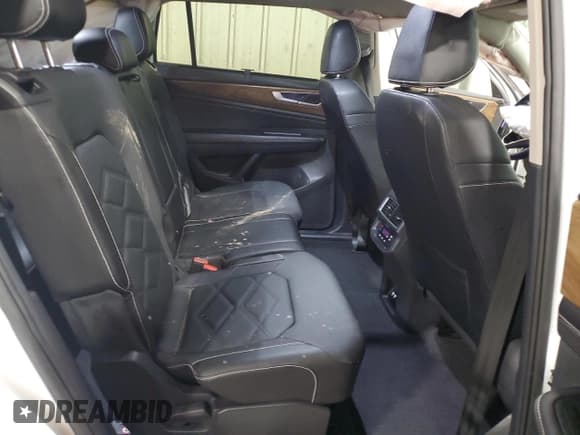 ✅ 2025 Volkswagen Atlas SE • VIN: 1V2HR2CA4SC538015 • Лот: 89688645. Опубликован ранее на Copart с пробегом 20 484 миль. Бесплатный доступ к архиву аукционных продаж из США и подробный отчёт об истории автомобиля на DreamBid. Изображение 11.