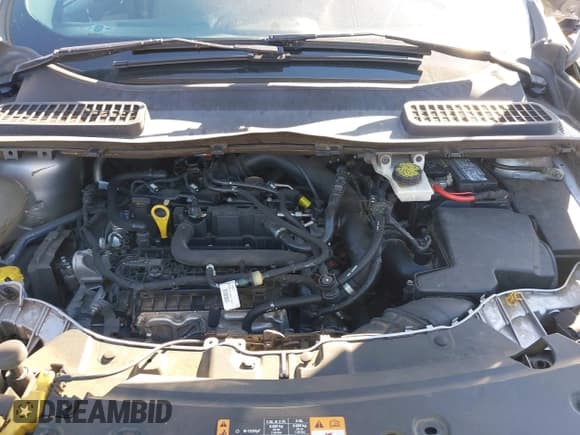 ✅ 2017 Ford Escape SE • VIN: 1FMCU9GD2HUC20044 • Lot: 43509800. Wystawiony na IAAI z przebiegiem 124 933 mil. Bezpłatny archiwum sprzedaży aukcyjnych z USA i szczegółowy raport historii pojazdu na DreamBid. Zdjęcie 10.