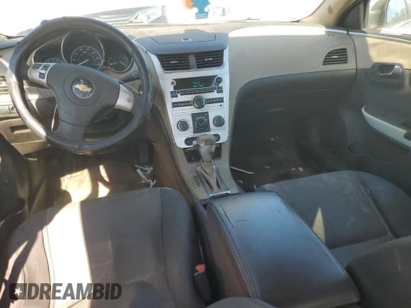 ✅ 2010 Chevrolet Malibu 1FL • VIN: 1G1ZA5E0XAF283671 • Lot: 90572895. Wystawiony na Copart z przebiegiem 148 499 mil. Bezpłatny archiwum sprzedaży aukcyjnych z USA i szczegółowy raport historii pojazdu na DreamBid. Zdjęcie 8.