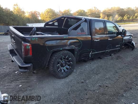 ✅ 2016 GMC Sierra 1500 • VIN: 1GTV1NEC0GZ215094 • Lot: 82670785. Listed on Copart with 178,946 mi. Free auction sales archive from the USA and detailed vehicle history report at DreamBid. Image 3.
