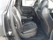 ✅ 2015 Chevrolet Traverse LT • VIN: 1GNKVHKD1FJ240208 • Lot: 43390620. Wystawiony na IAAI z przebiegiem 123 343 mil. Bezpłatny archiwum sprzedaży aukcyjnych z USA i szczegółowy raport historii pojazdu na DreamBid. Zdjęcie 8.