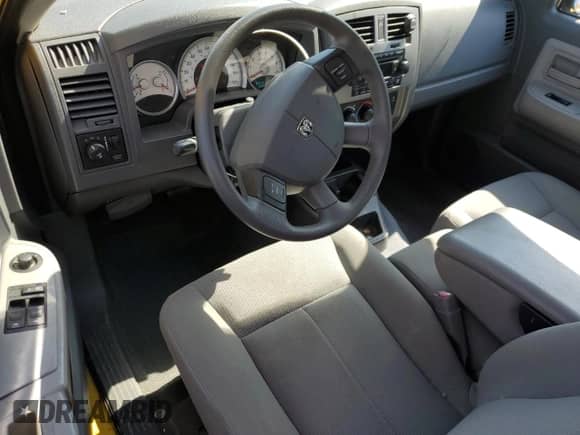 2006 Dodge Dakota SLT with VIN 1D7HE42N76S566289, listed as a Copart auction lot 53331365 with 33,681 mi miles and Salvage title. Bid and sale history available at DreamBid. Image 8.