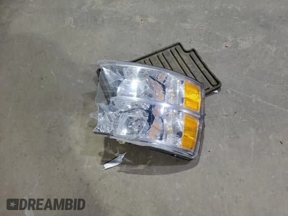 ✅ 2014 Chevrolet Silverado 2500HD Work Truck • VIN: 1GC0KVCG9EF174797 • Лот: 86870605. Опубликован ранее на Copart с пробегом 206 564 миль. Бесплатный доступ к архиву аукционных продаж из США и подробный отчёт об истории автомобиля на DreamBid. Изображение 12.