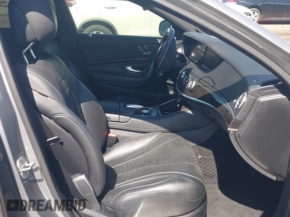 ✅ 2015 Mercedes-Benz S 550 • VIN: WDDUG8CB3FA183248 • Лот: 42833668. Опубликован ранее на IAAI с пробегом 93 108 миль. Бесплатный доступ к архиву аукционных продаж из США и подробный отчёт об истории автомобиля на DreamBid. Изображение 5.